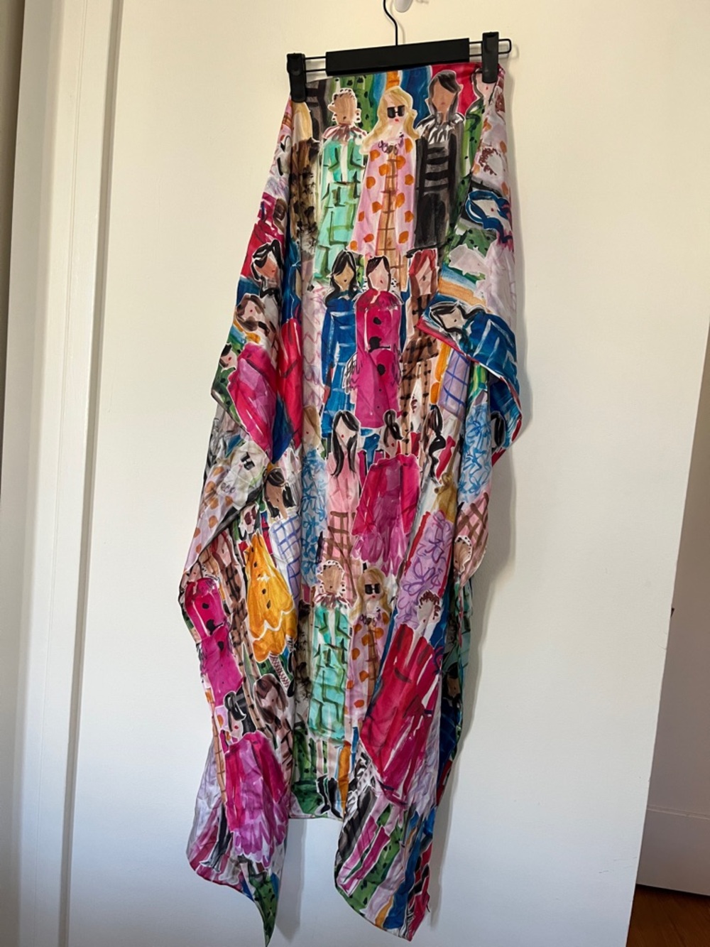 100% silk Colorful Illustrated Fashion-Print Scarf